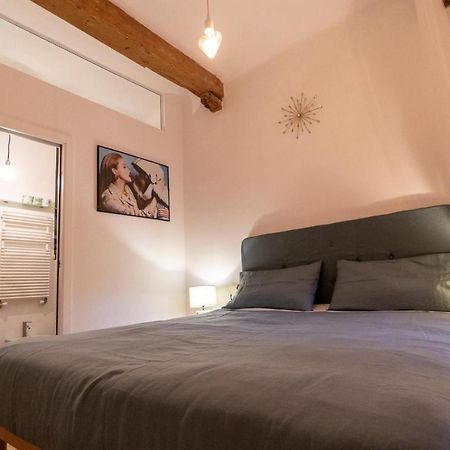 Lovely Studio D'Azeglio By Studio Vita Bologna Luaran gambar