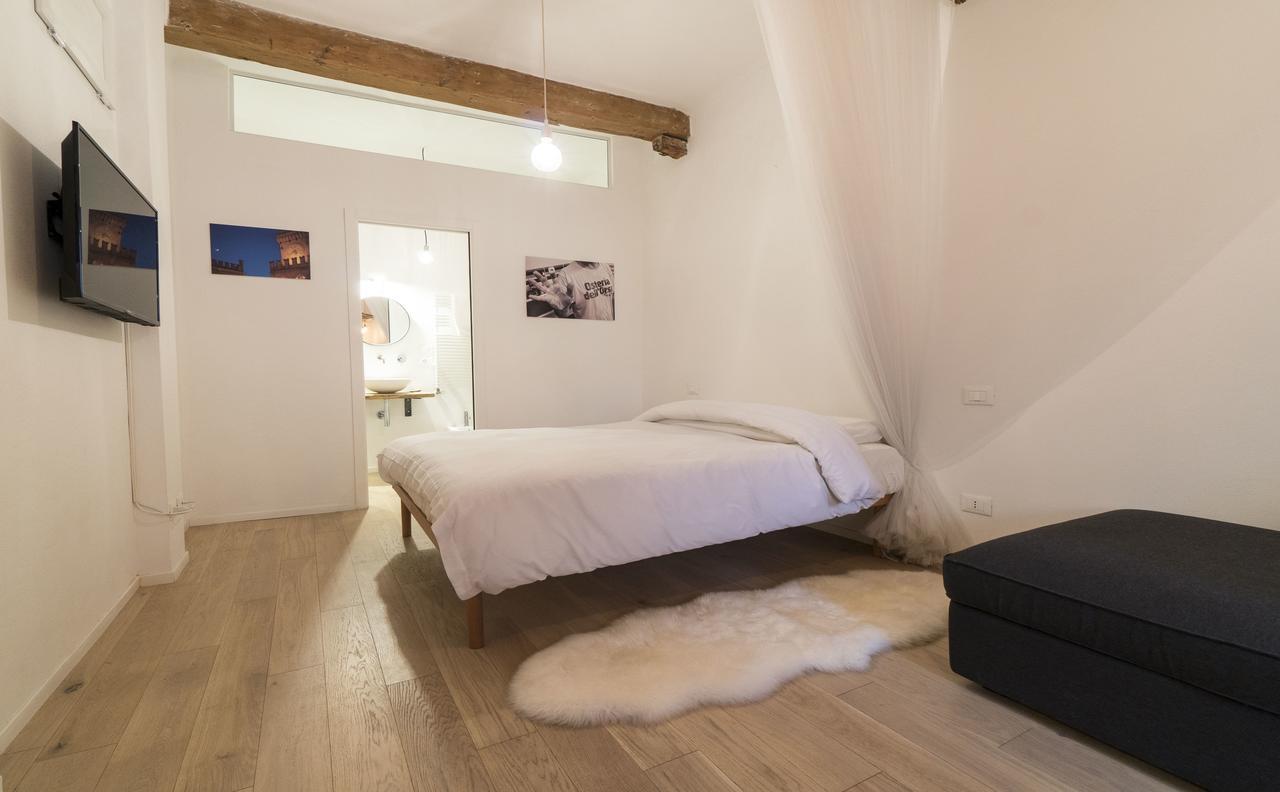 Lovely Studio D'Azeglio By Studio Vita Bologna Luaran gambar